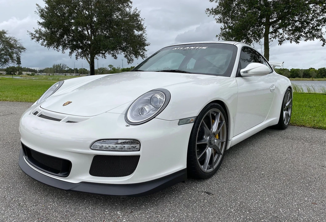 2010 Porsche 997 GT3 - Image 3 of 9