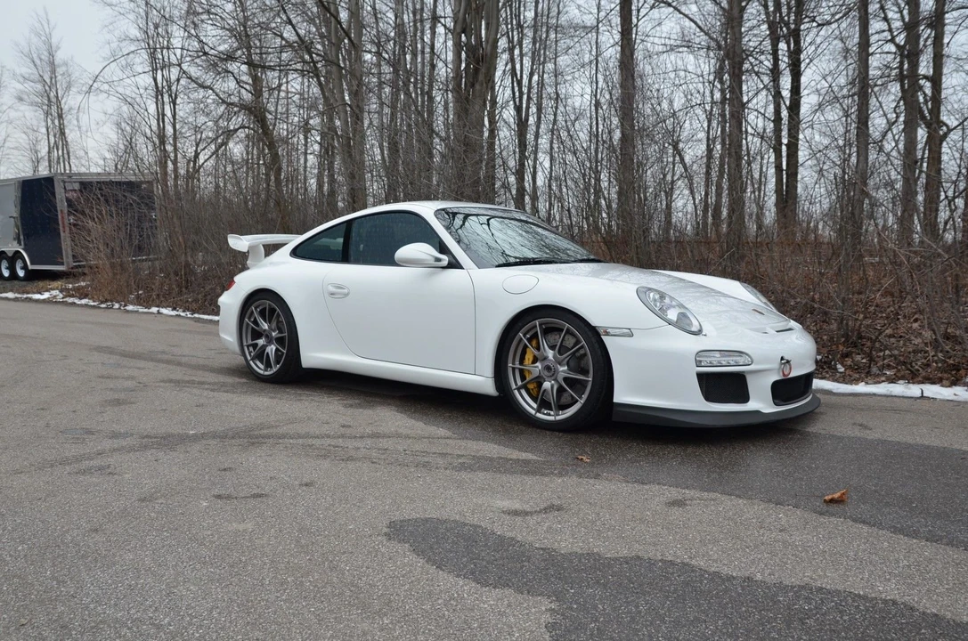 2010 Porsche 997 GT3 - Image 3 of 5
