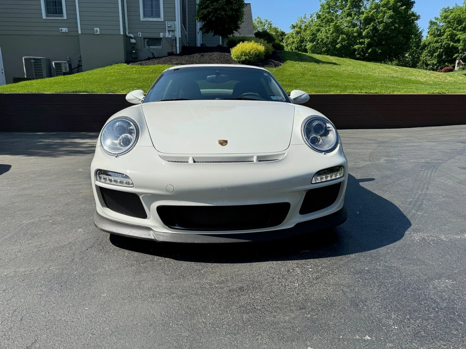2010 Porsche 997 GT3 - Image 2 of 22