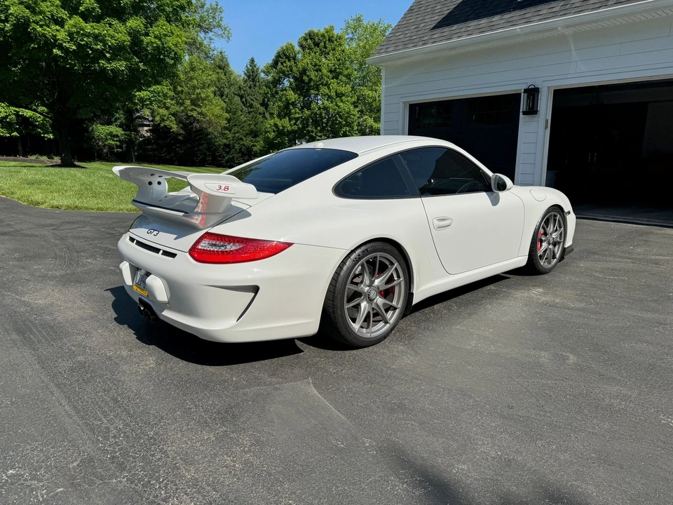2010 Porsche 997 GT3 - Image 6 of 22