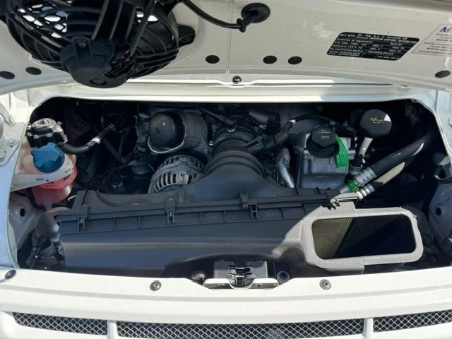 2010 Porsche 997 GT3 - Image 13 of 22