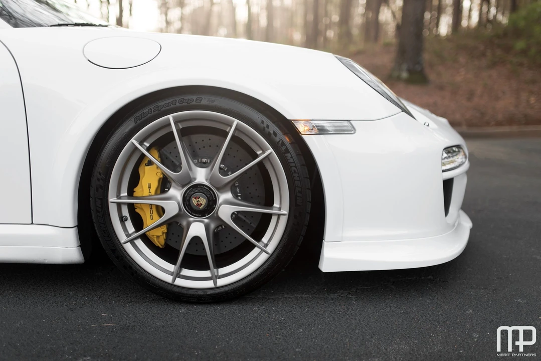 2010 Porsche 997 GT3 RS - Image 4 of 31