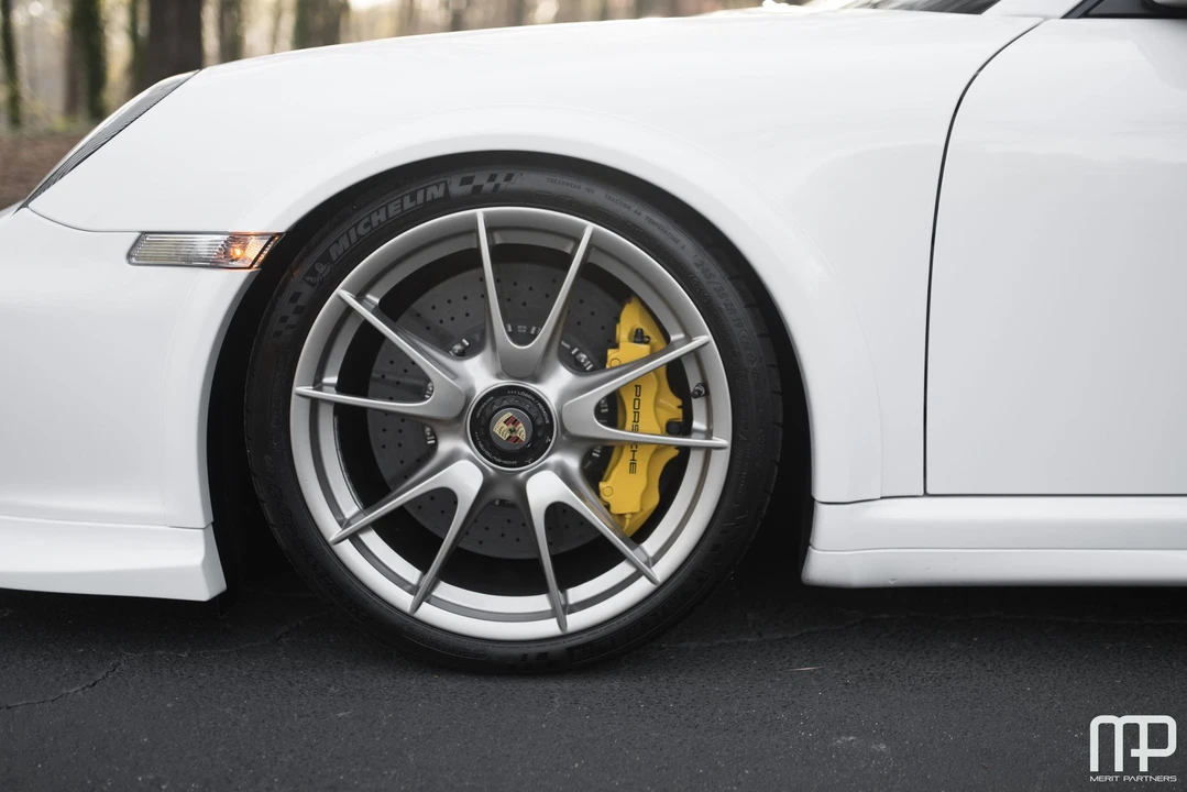 2010 Porsche 997 GT3 RS - Image 12 of 31