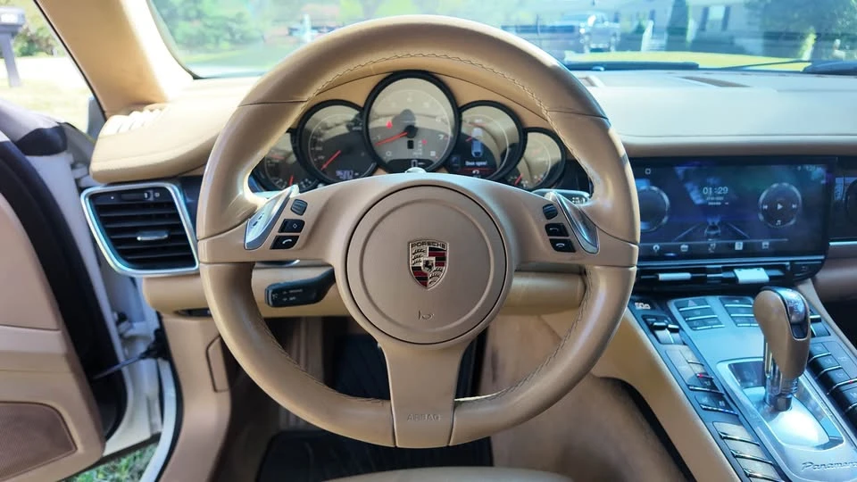 2010 Porsche 970 Panamera - Image 5 of 19