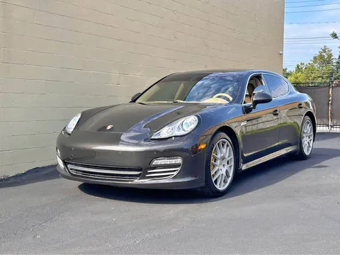 2010 Porsche Panamera 4 Sport Turismo Sedan 4D