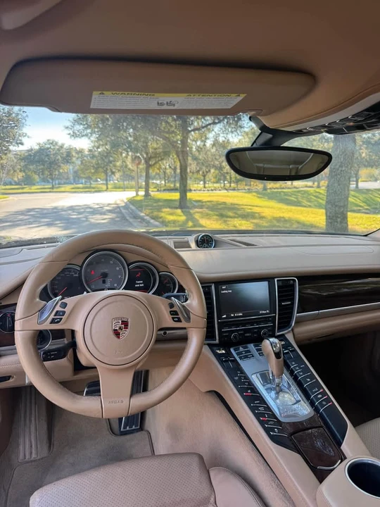 2010 Porsche 970 Panamera 4S - Image 7 of 14