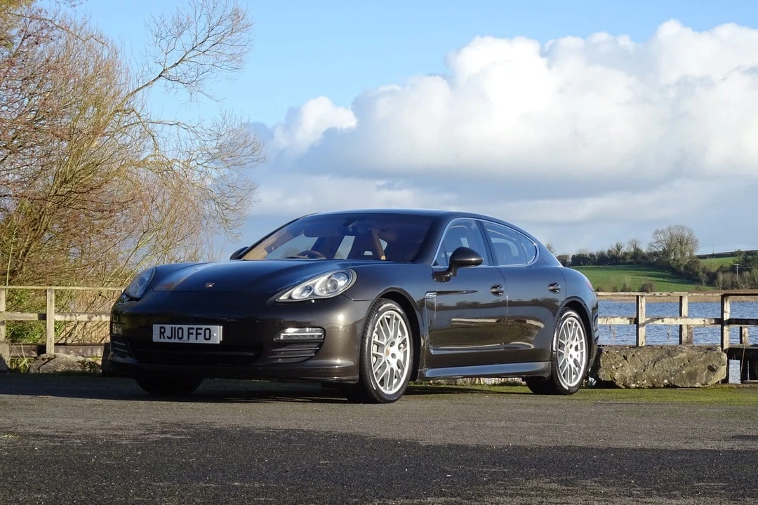 2010 Porsche 970 Panamera 4S - Image 9 of 30