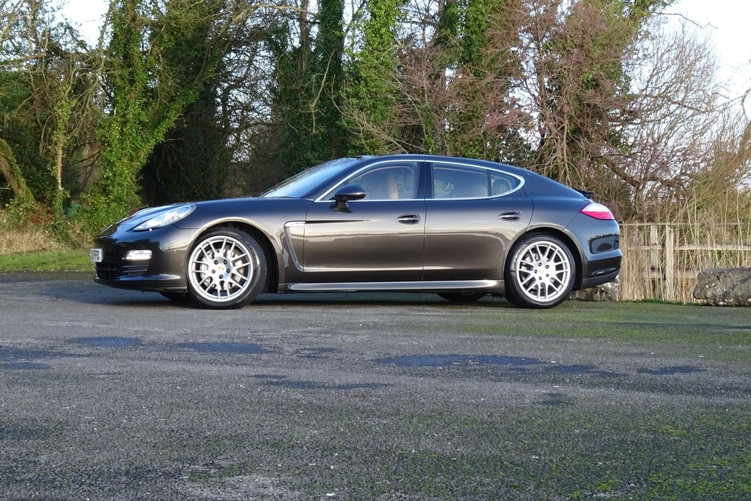 2010 Porsche 970 Panamera 4S - Image 16 of 30