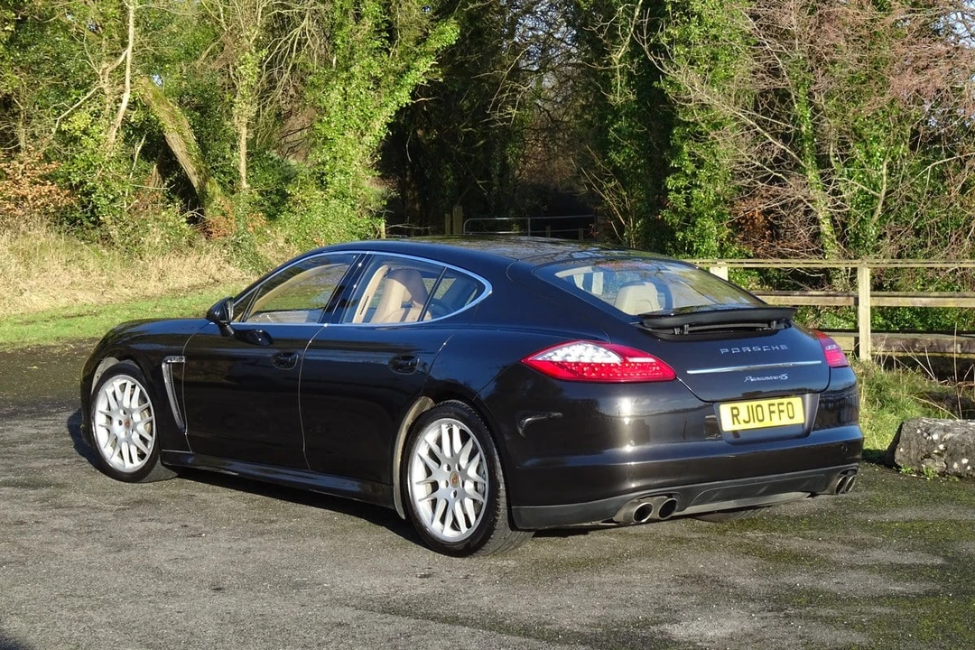 2010 Porsche 970 Panamera 4S - Image 23 of 30