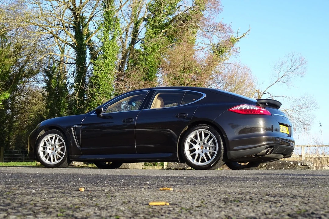 2010 Porsche 970 Panamera 4S - Image 24 of 30