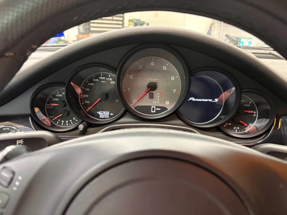 2010 Porsche 970 Panamera 4S - Image 7 of 10