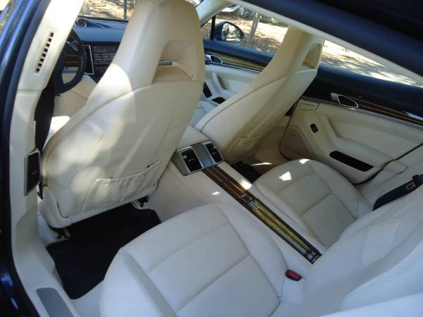 2010 Porsche 970 Panamera 4S - Image 16 of 21