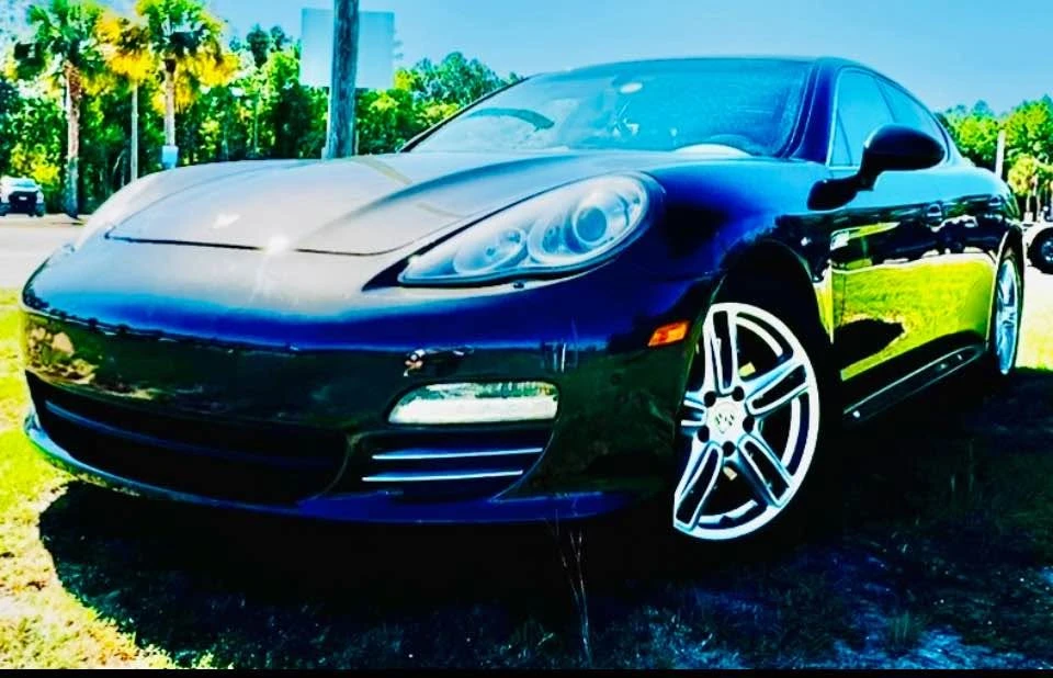 2010 Porsche 970 Panamera 4S - Image 11 of 12