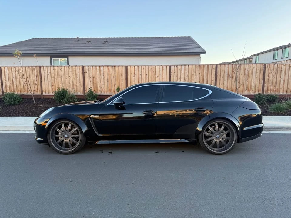 2010 Porsche 970 Panamera 4S - Image 3 of 8
