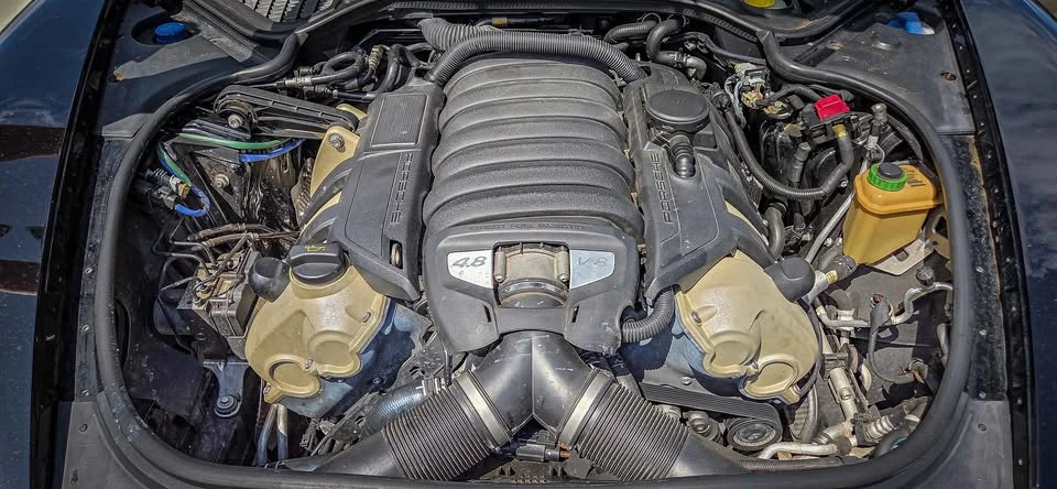 2010 Porsche 970 Panamera 4S - Image 9 of 12