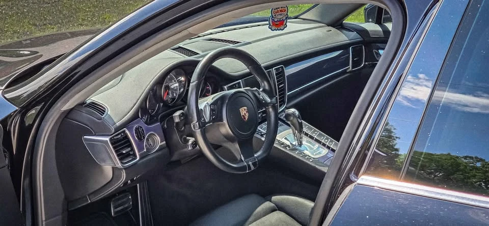 2010 Porsche 970 Panamera 4S - Image 7 of 12