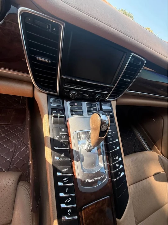 2010 Porsche 970 Panamera 4S - Image 12 of 16