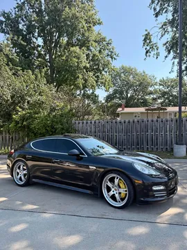 2010 Porsche Panamera 4S Executive Sedan 4D