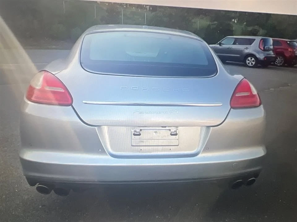 2010 Porsche 970 Panamera 4S - Image 3 of 8