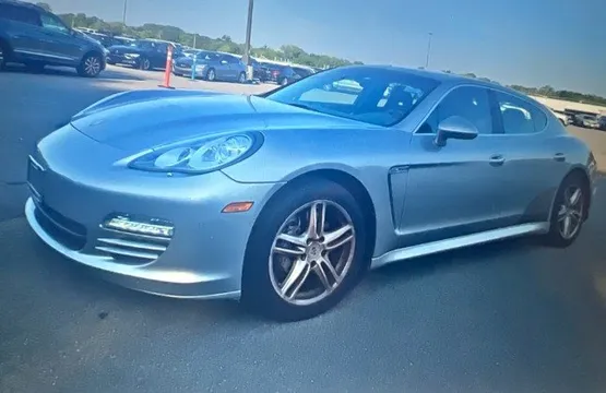 2010 Porsche Panamera 4S