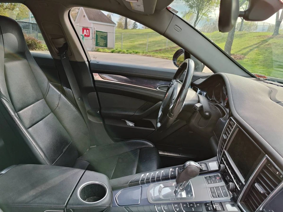2010 Porsche 970 Panamera 4S - Image 6 of 7
