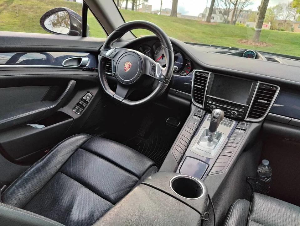 2010 Porsche 970 Panamera 4S - Image 5 of 7
