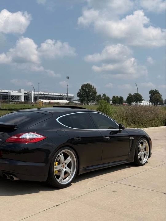2010 Porsche 970 Panamera 4S - Image 8 of 20