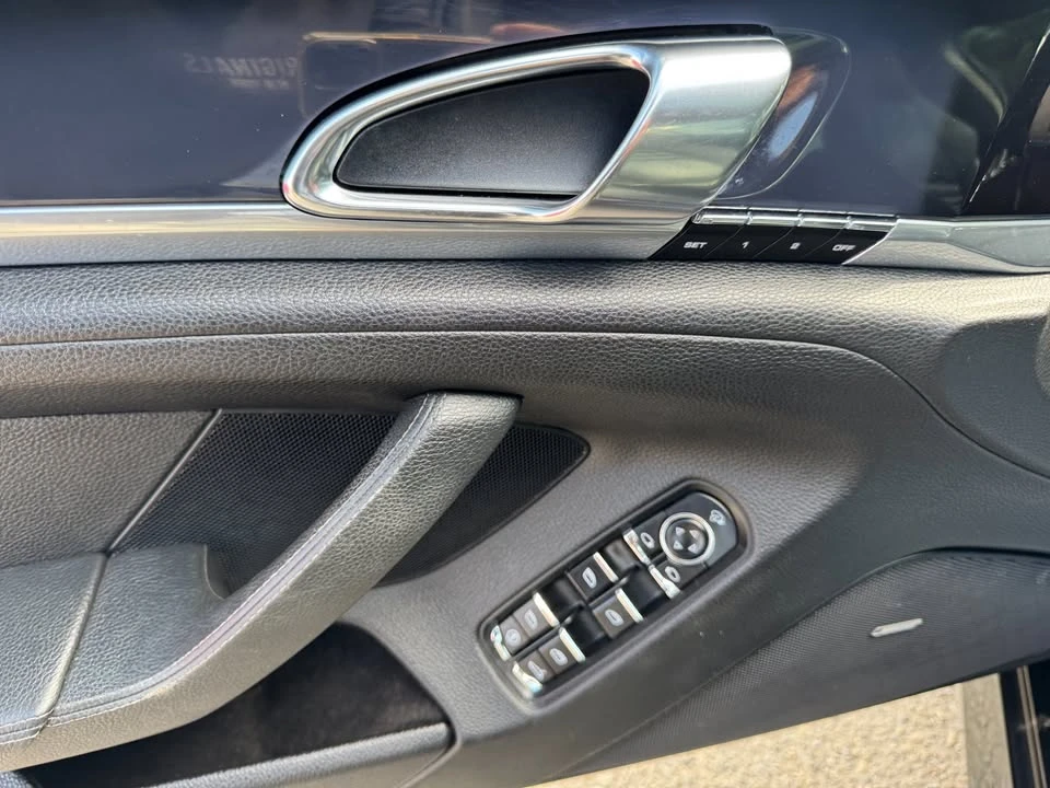 2010 Porsche 970 Panamera 4S - Image 11 of 17