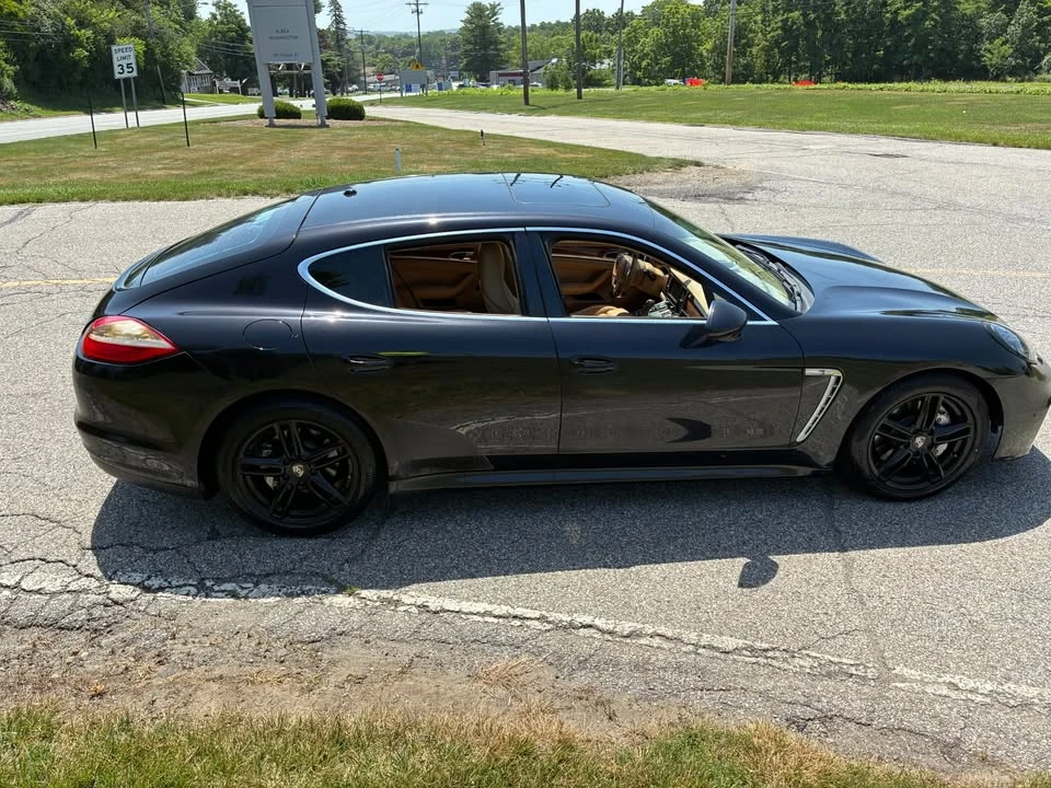 2010 Porsche 970 Panamera 4S - Image 8 of 14