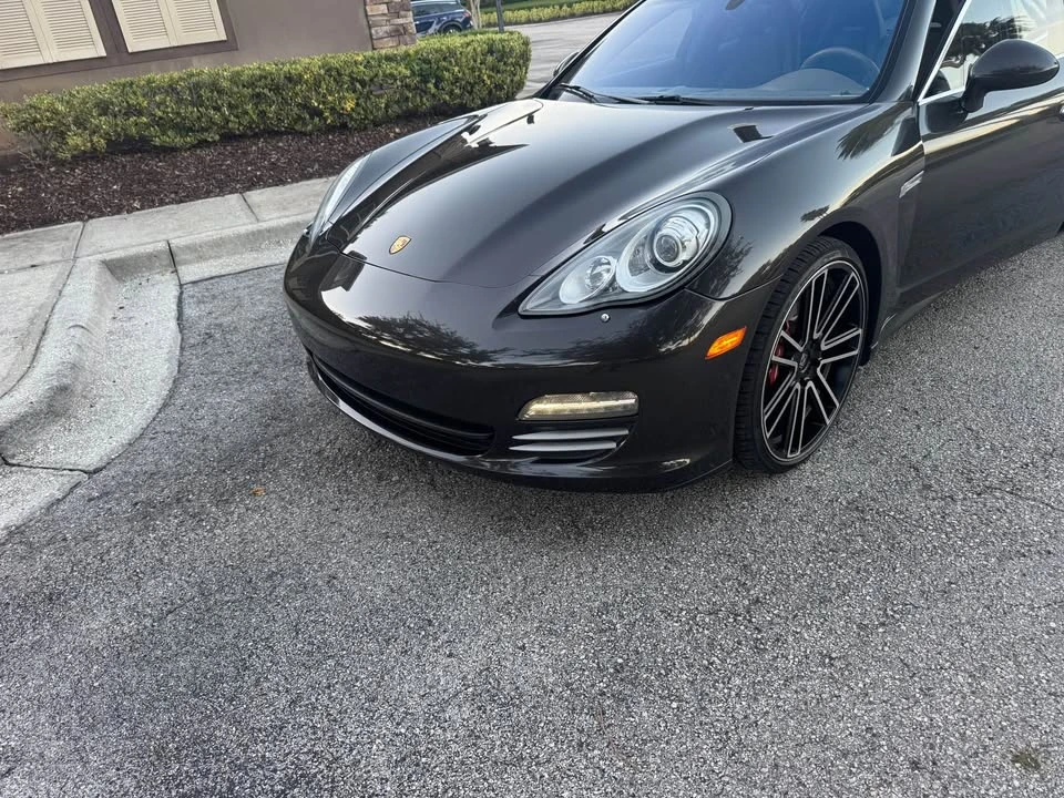 2010 Porsche 970 Panamera 4S - Image 6 of 9