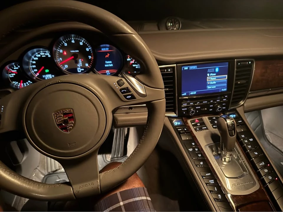 2010 Porsche 970 Panamera 4S - Image 9 of 9