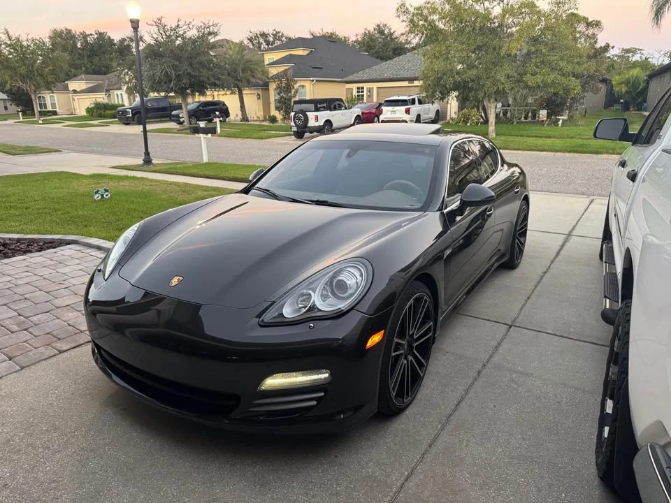 2010 Porsche 970 Panamera 4S - Image 8 of 9