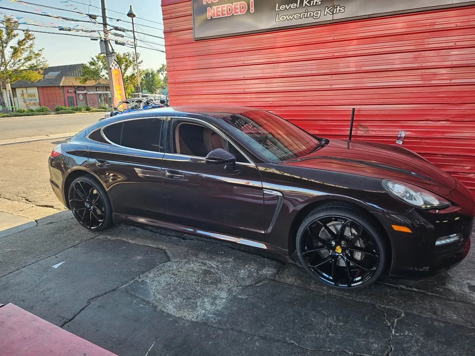 2010 Porsche 970 Panamera 4S - Image 2 of 4