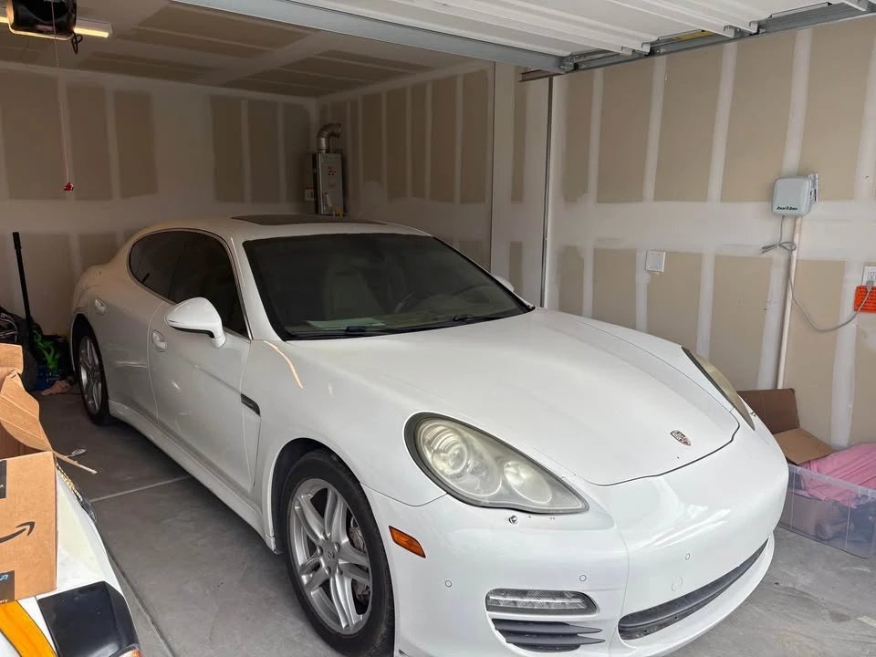 2010 Porsche 970 Panamera 4S - Image 4 of 5