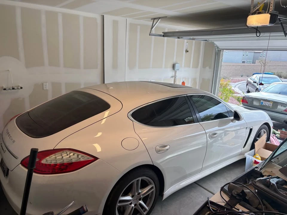 2010 Porsche 970 Panamera 4S - Image 5 of 5