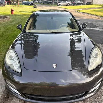 2010 Porsche Panamera 4S Sedan 4D