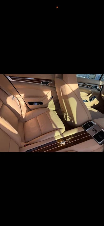 2010 Porsche 970 Panamera 4S - Image 7 of 10