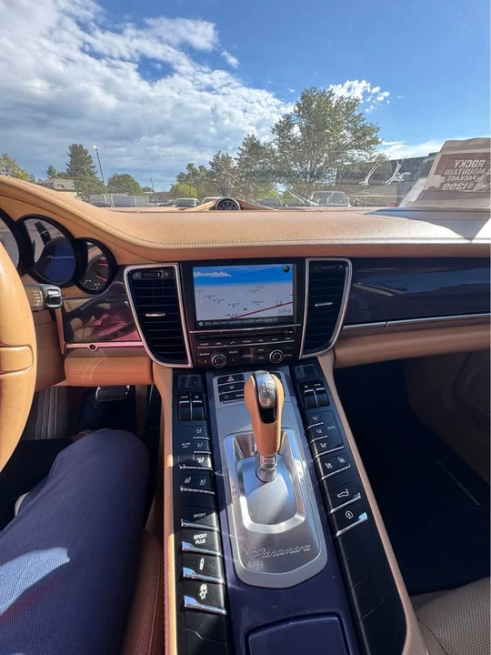 2010 Porsche 970 Panamera 4S - Image 6 of 10