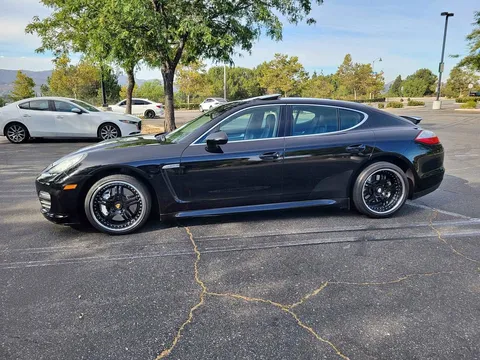 2010 Porsche Panamera 4S Sedan 4D