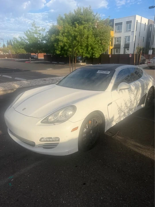 2010 Porsche 970 Panamera 4S - Image 3 of 5