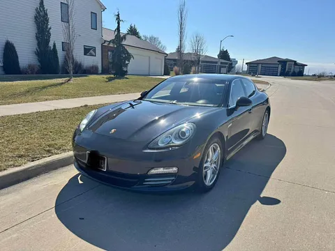 2010 Porsche Panamera 4S Sedan 4D