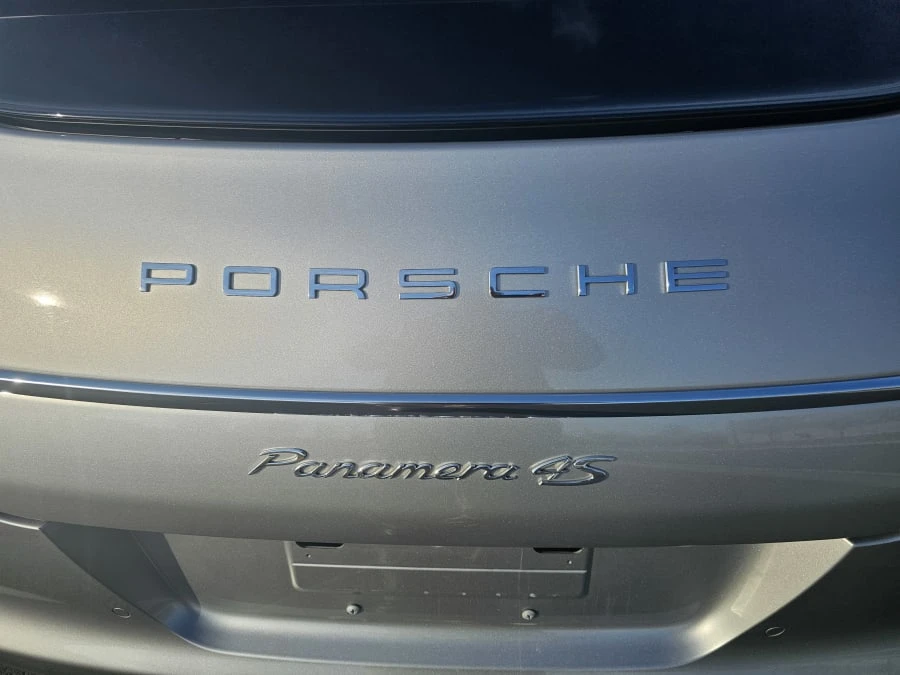2010 Porsche 970 Panamera 4S - Image 4 of 12