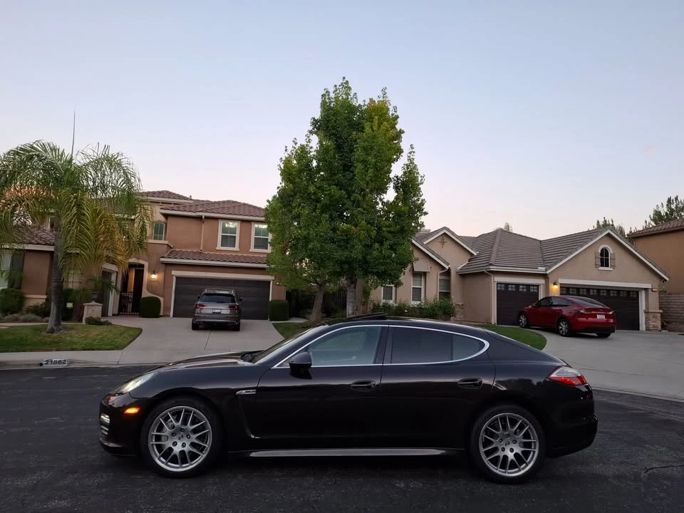 2010 Porsche 970 Panamera 4S - Image 2 of 20