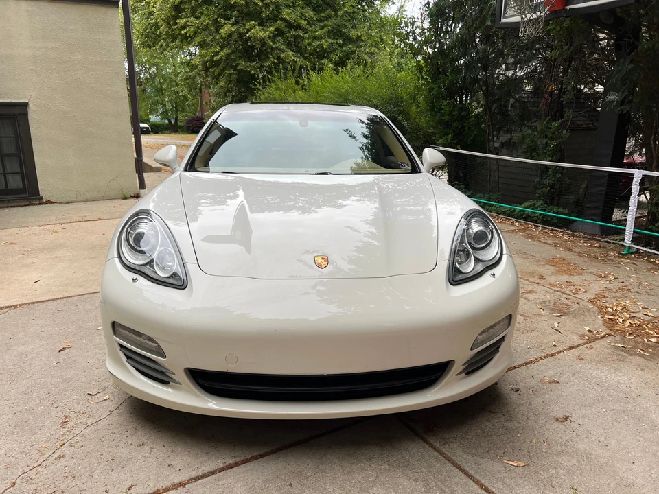 2010 Porsche 970 Panamera 4S - Image 8 of 31