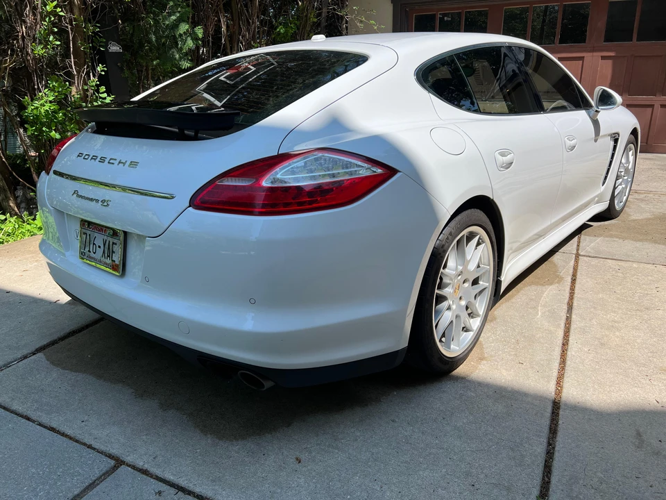 2010 Porsche 970 Panamera 4S - Image 22 of 31