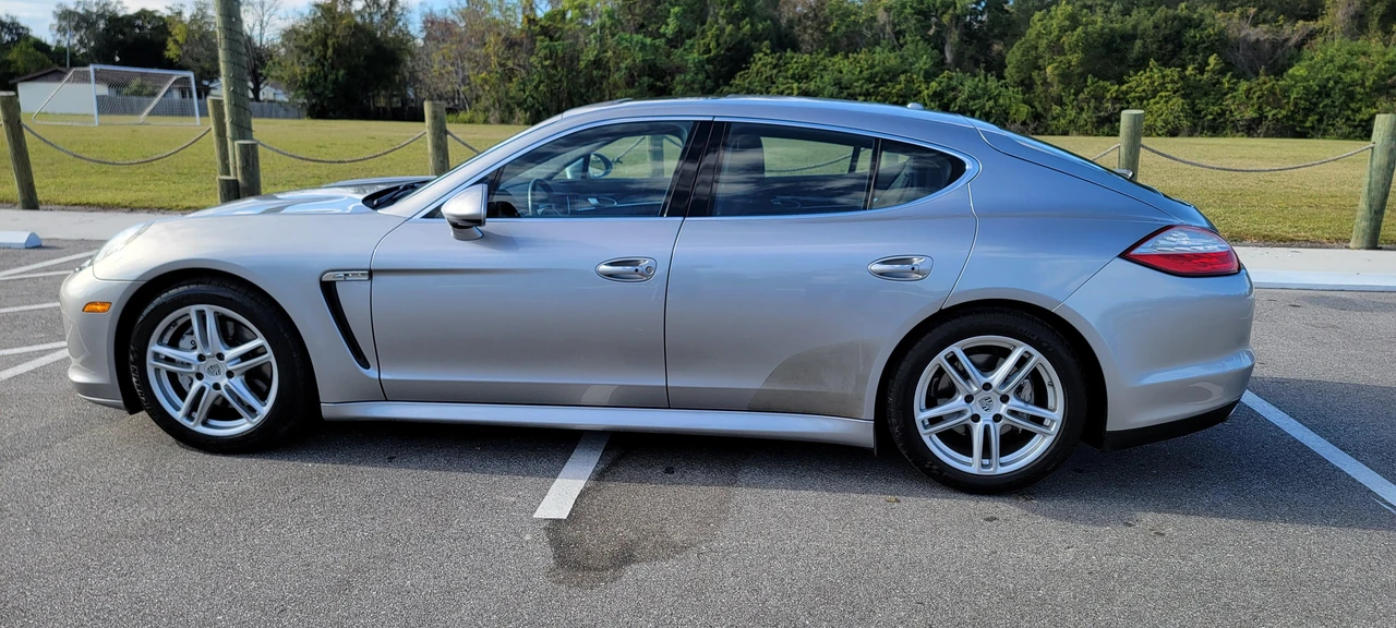 2010 Porsche 970 Panamera S - Image 10 of 31