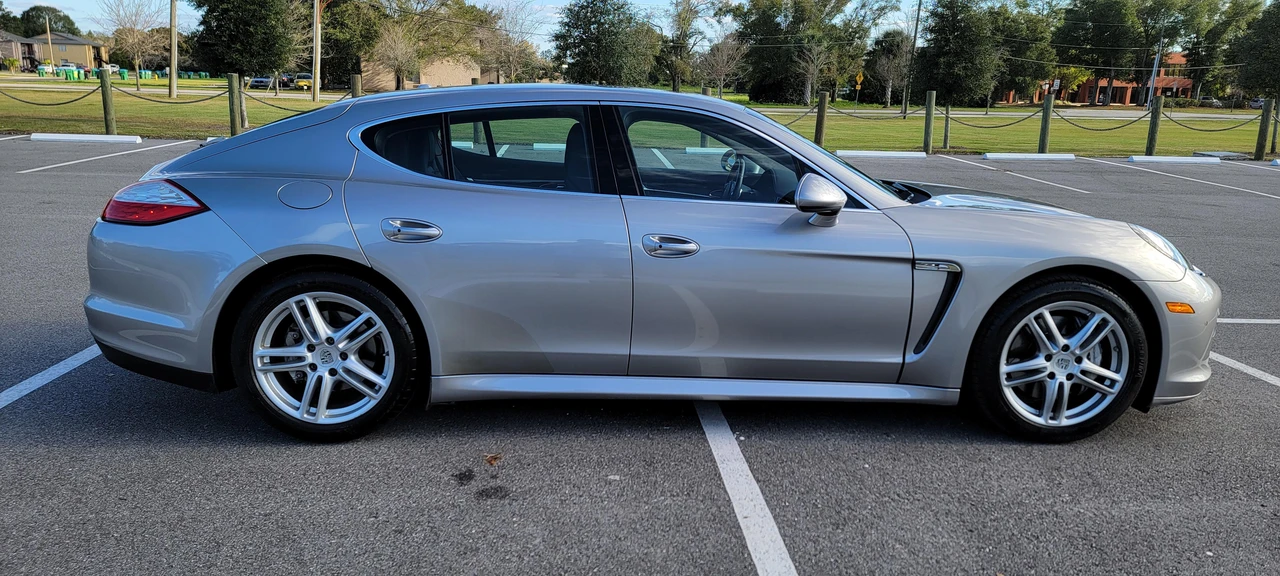 2010 Porsche 970 Panamera S - Image 14 of 31
