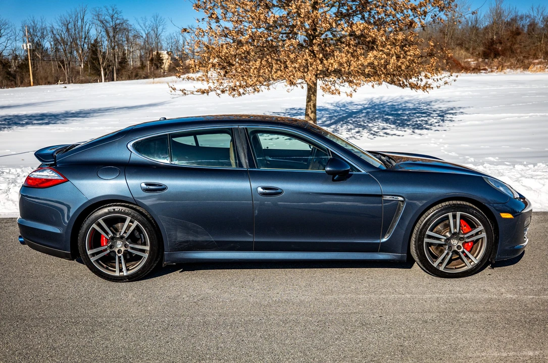 2010 Porsche 970 Panamera 4S - Image 12 of 31