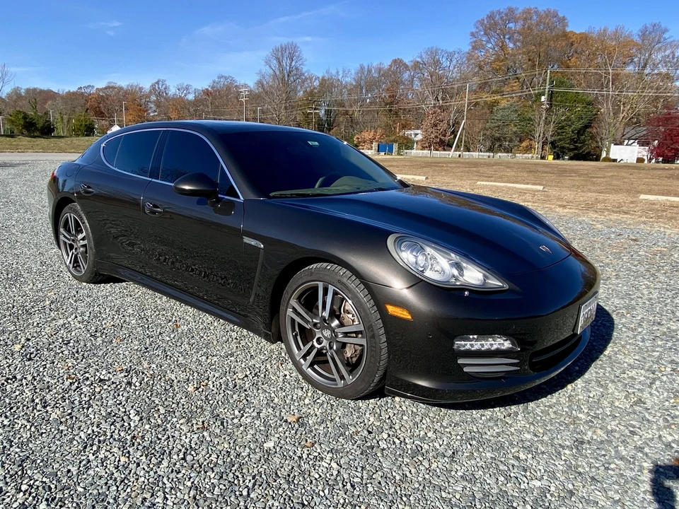 2010 Porsche 970 Panamera 4S - Image 9 of 31