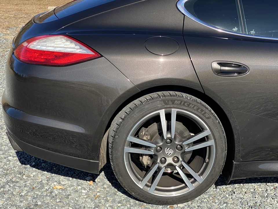 2010 Porsche 970 Panamera 4S - Image 28 of 31